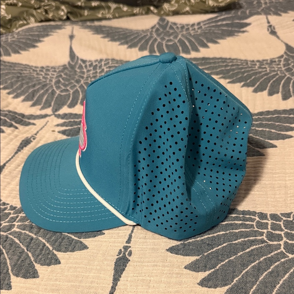 Pins & Aces hat - Picture 2 of 3